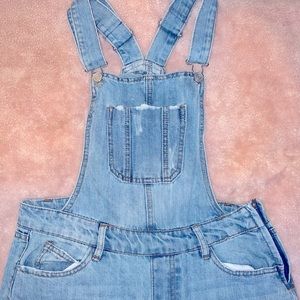 Refuge Size 6 Distressed Overalls with Zipper